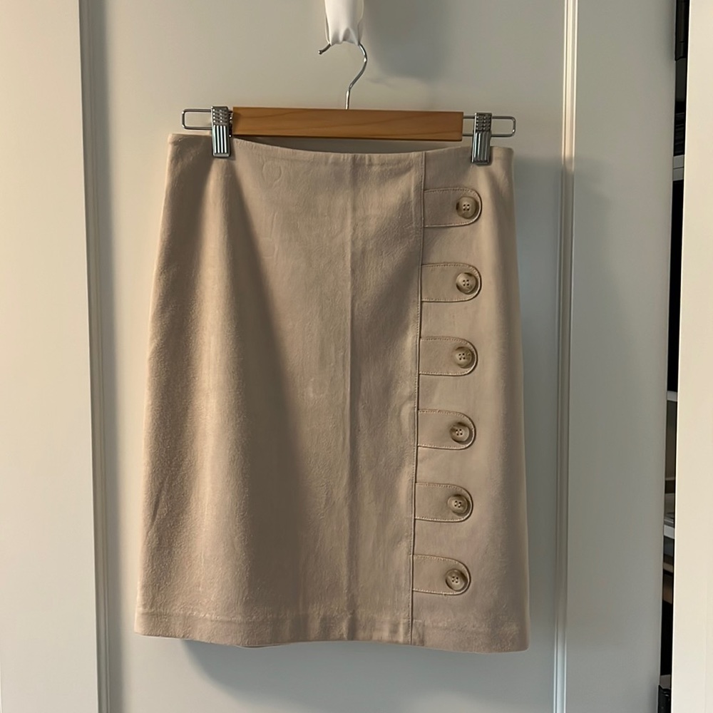 j McLaughlin Raven suede light camel skirt sz 0